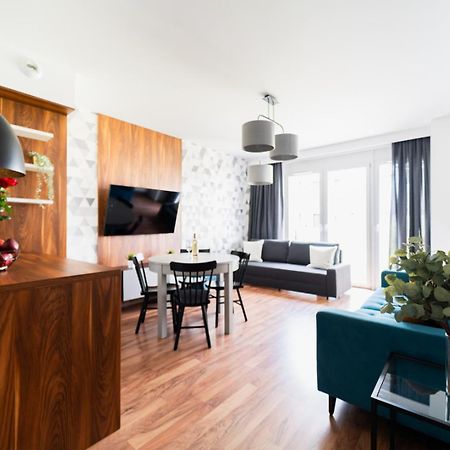 Big Apart - Atal Towers - 3 Rooms - Private Parking Place Wrocław Exterior foto